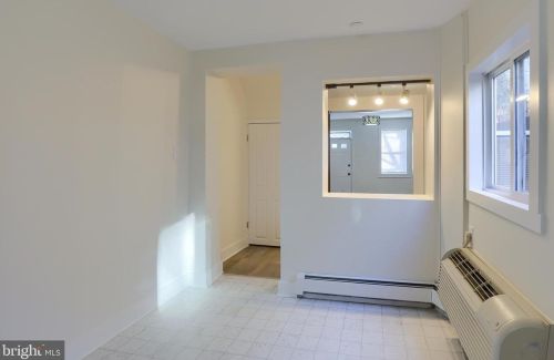 235 Walnut St, Lancaster PA  17602-2342 exterior