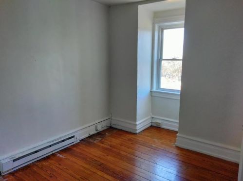 207 4th St, Allentown PA  18102-3005 exterior