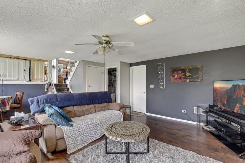 510 Cyn Trl, Carol Stream IL  60188-1364 exterior