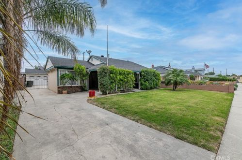 13815 Premiere Ave, Bellflower, CA 90706-2221