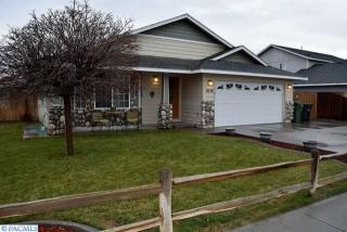 6516 Comiskey Dr, Pasco, WA 99301-7853