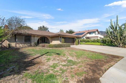 319 Glenwood Ave, Glendora, CA 91741-2751