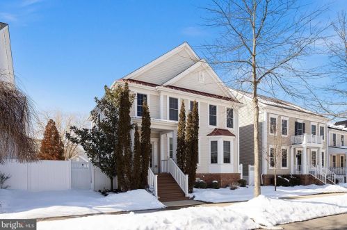31 Mccabe St, Trenton, NJ 08691-4194