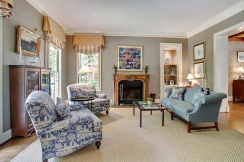 2839 Dover Rd, Atlanta GA  30327-1209 exterior