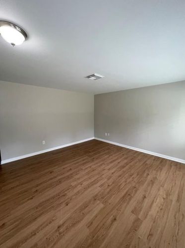 1102 Flamingo Dr, Taylor Lake Village TX  77586-2510 exterior