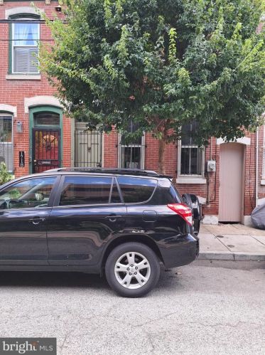 1720 Kater St, Philadelphia, PA 19146-1540