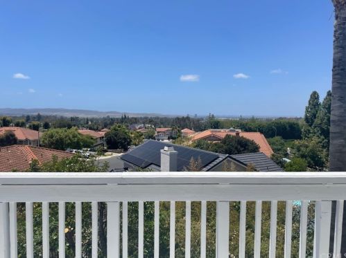 21681 Queensbury Dr, El Toro, CA 92630-6025