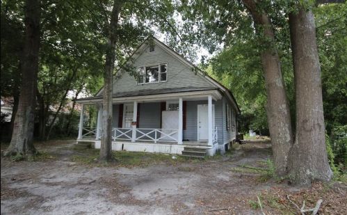 71 Church St, Burnettown, SC 29851-2257