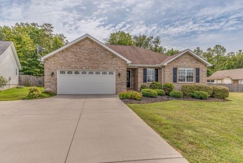 7512 Megan Hope Dr, Corryton, TN 37721-2545