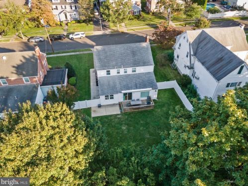 711 Greenman Rd, Tavistock NJ  08033-2719 exterior