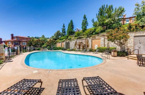 1228 Highbluff Ave, San Marcos, CA 92078-1051