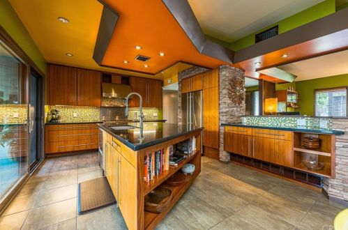 2196 Fielding Rd, Riverside, CA 92506-1550
