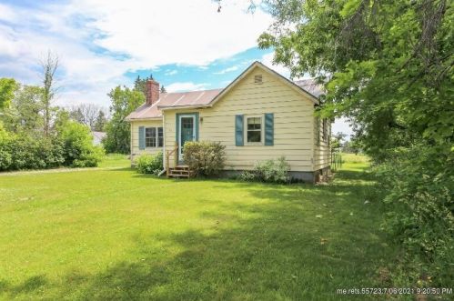 21 Exeter Rd, Corinna, ME 04928-3600