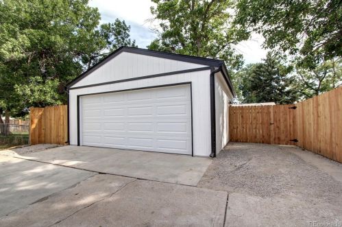 2665 Olive St, Denver CO  80207-2916 exterior