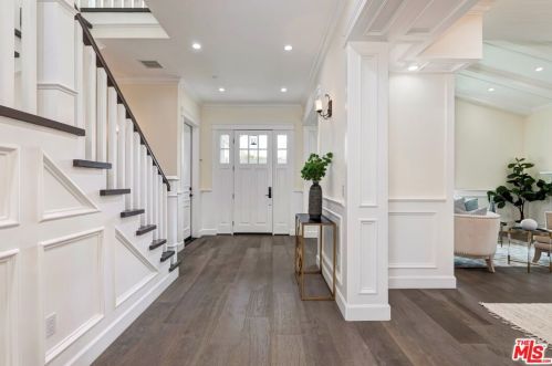 14001 La Maida St, Van Nuys, CA 91423-1908
