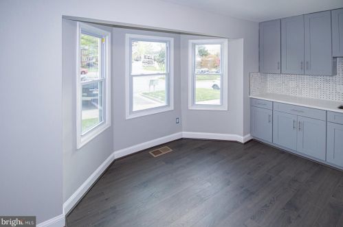 9437 Cherwek Dr, Lorton, VA 22079-4304