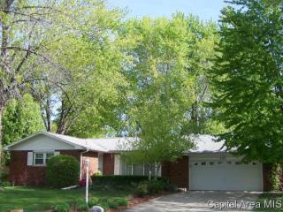 2321 Westchester Blvd, Springfield IL  62704-5452 exterior