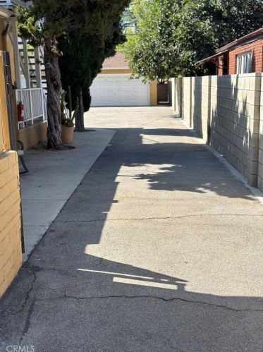 200 Palmer Ave, Glendale, CA 91205-3125