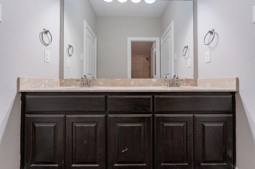 11320 Live Oak Crk Dr, Fort Worth TX  76108 exterior