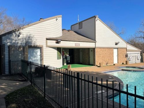 6108 Abrams Rd, Dallas TX  75231-8019 exterior