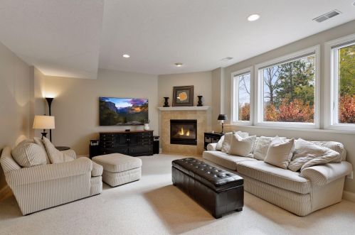 3544 Crestmoor Dr, Saint Paul MN  55125-5028 exterior