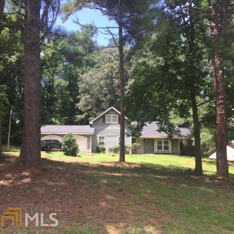2868 Knotty Pine Ct, Buford, GA 30519-3957