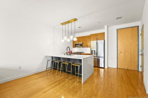 33 Water St, Norwalk, CT 06854-2282