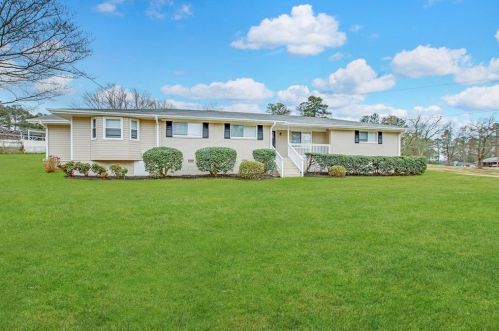 4233 Crabapple Trl, Austell GA  30106-1011 exterior