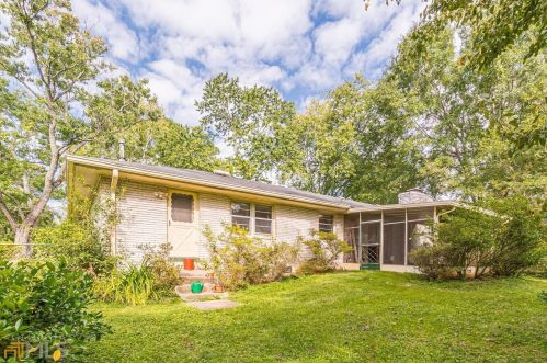 1871 Joppa Ln, Tucker, GA 30084-5906