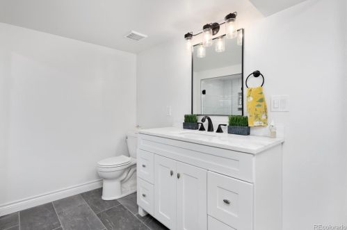 4066 Pearl St, Englewood CO  80113-4738 exterior