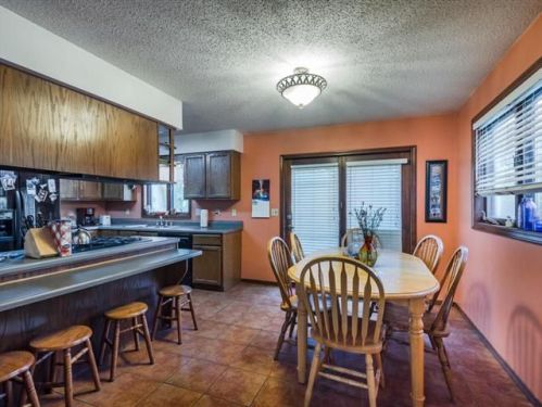 1308 Walnut St, Harrison, AR 72601-7199