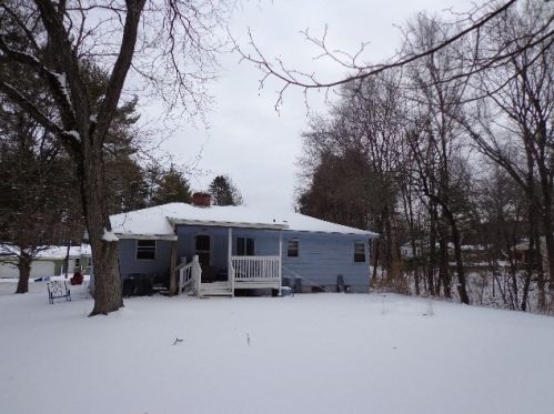 59 Crest Dr, Somersworth, NH 03878-4405