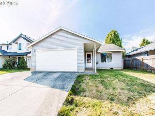 311 14th St, Battle Ground, WA 98604-2871