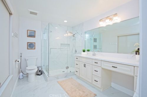 16530 Mount Cook Cir, Santa Ana CA  92708-2433 exterior