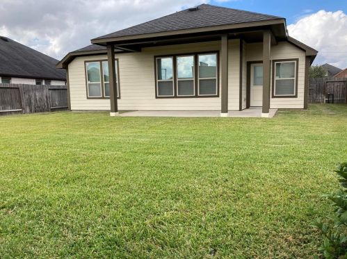 19207 Cannon Hills Ln, Richmond TX  77407-8611 exterior