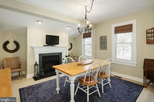 316 Washington Ave, Tavistock NJ 08033-3327 exterior