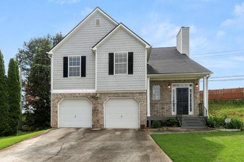 1040 Crest Ridge Pl, Marietta, GA 30060-4504