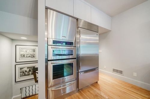 2858 Hl Dr, Atlanta GA  30305-3422 exterior