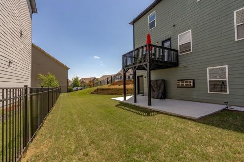 601 Stone Hill Dr, Holly Springs, GA 30188-1634