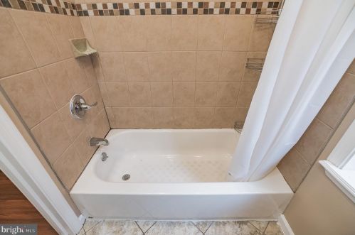 1241 20 St, Philadelphia PA 19146-4338 exterior