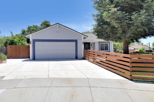 1266 Donohue Dr, San Jose, CA 95131-2714