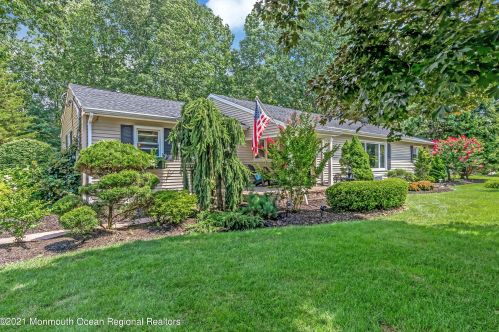 85 Leland Ter, Tinton Falls, NJ 07724-2842