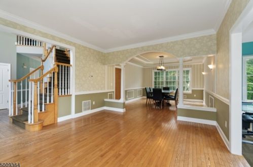 33 Skyview Dr, Sparta, NJ 07871-1786