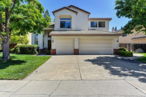 104 Dulverton Cir, Folsom, CA 95630-6895