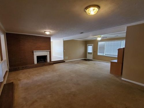 664 Sugar Creek Trl, Conyers GA  30094-3808 exterior