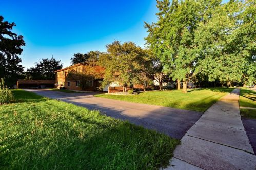 1321 Brookside Dr, Hammond IN  46321-4134 exterior
