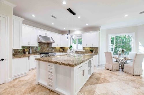4719 Tobias Ave, Van Nuys CA  91403-2826 exterior