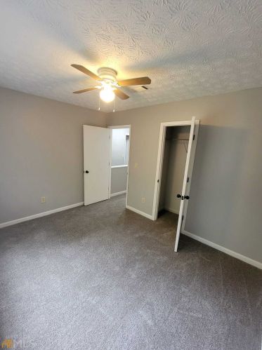 6688 Branchview Ct, Rex, GA 30273-2157