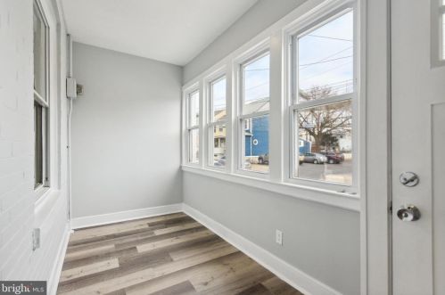 236 Warren St, Gloucester, NJ 08030-1029