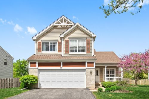 454 Sierra Pl, Gurnee, IL 60031-5158